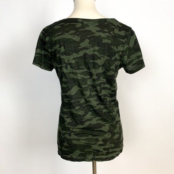 Green Camouflage Cotton V-Neck Tee Shirt Small - Picture 4 of 6